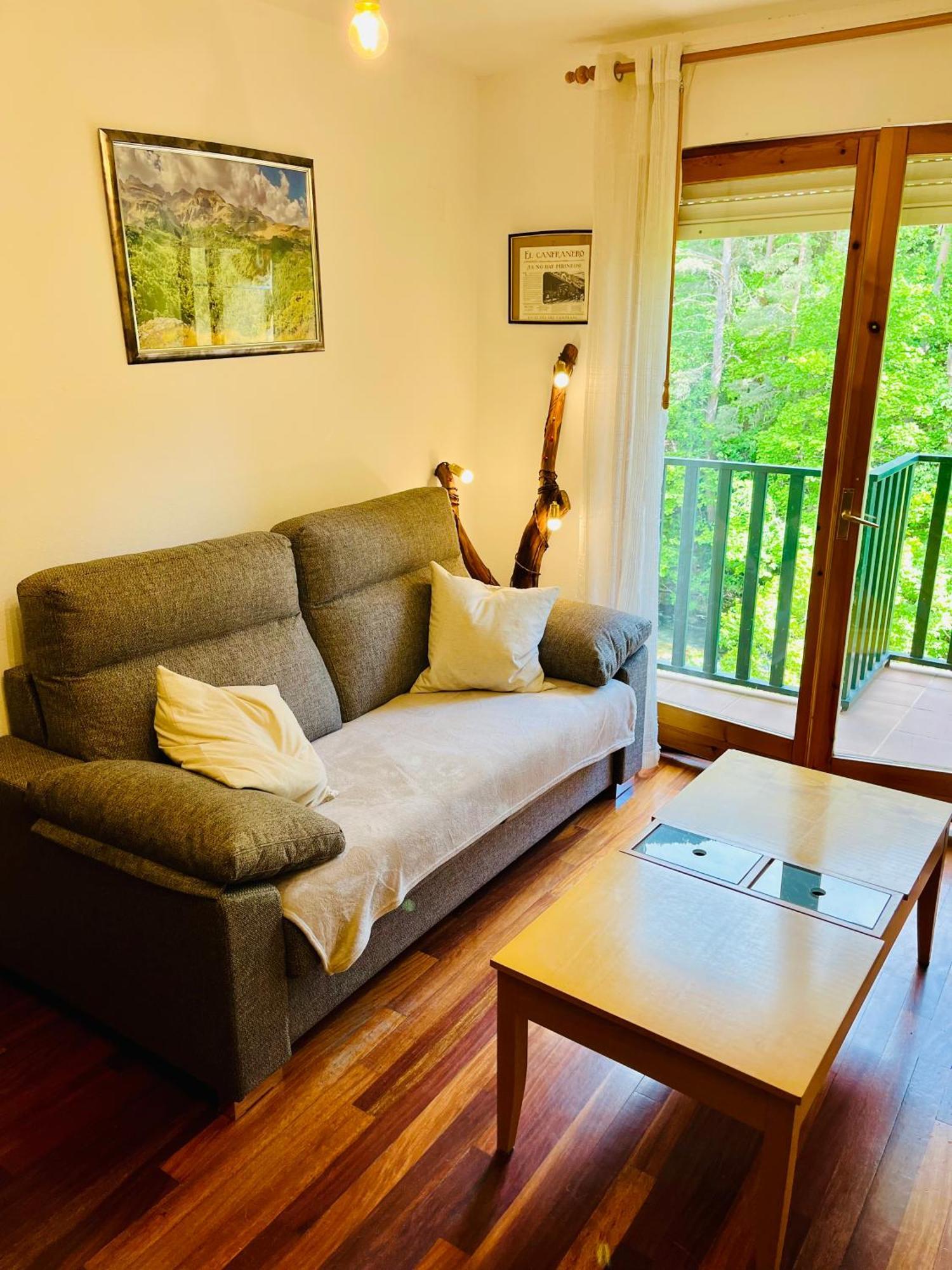 El Refugio De La Ardilla, Apartamento Canfranc-Estacion Екстер'єр фото